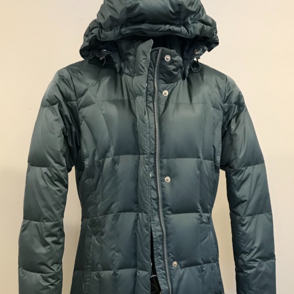 SOLD ! Eddie Bauer Blue Down Coat with Hood XS EDC